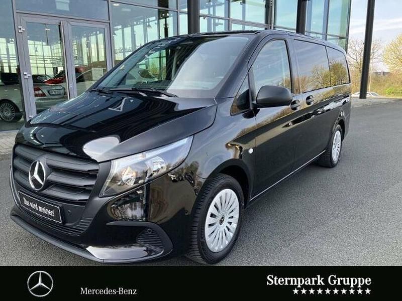 Second-hand Mercedes Vito 163 CP (119 kW) 2024 Negru Van