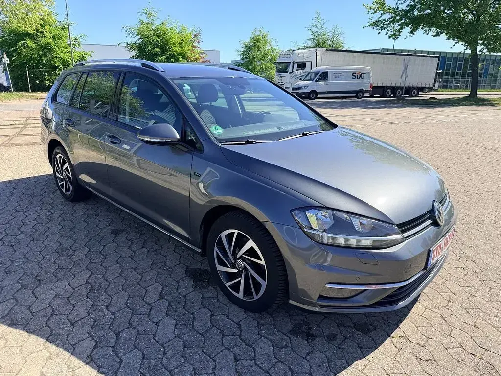 Używany VW Golf VII Join 116 KM (85 kW) 2019 Szary Kombi