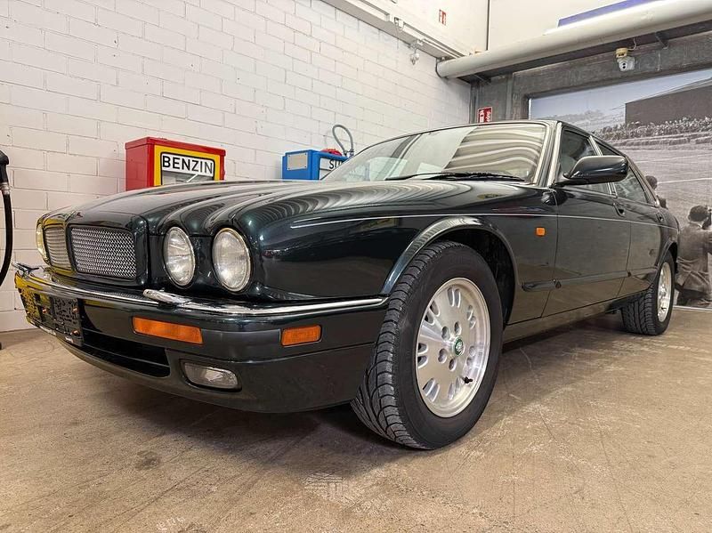 Gebraucht Jaguar XJ6 Sovereign 241 PS (177 kW) 1996 Grün Limousine