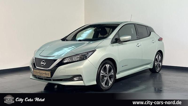 Grau Gebraucht 2018 Nissan Leaf 360º Kleinwagen | 10.499 € (Superpreis) - Bild 1/4