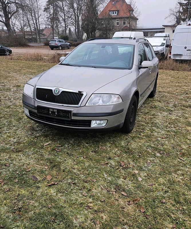 Gebraucht Skoda Octavia 110 PS (80 kW) 2008 Limousine