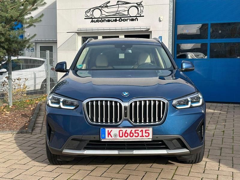 Blau Gebraucht 2022 BMW X3 Sport Line SUV | 28.998 € (Fairer Preis) - Bild 1/4