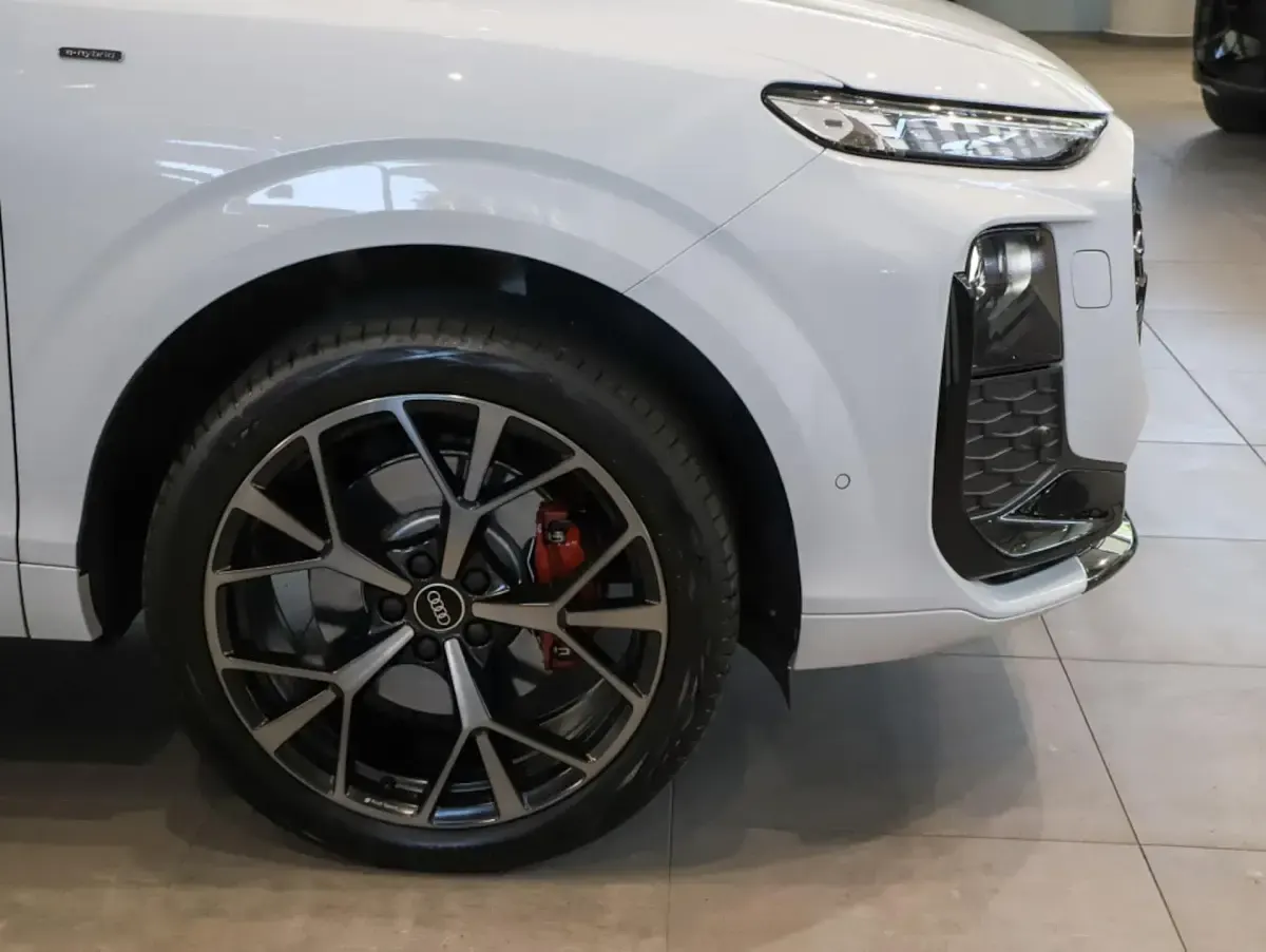 Gebraucht Audi Q3 S-Line 272 PS (200 kW) 2025 Weiß SUV