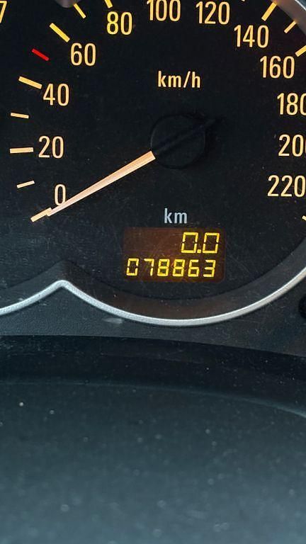 Gebraucht Opel Tigra 90 PS (66 kW) 2006 Blau Cabrio