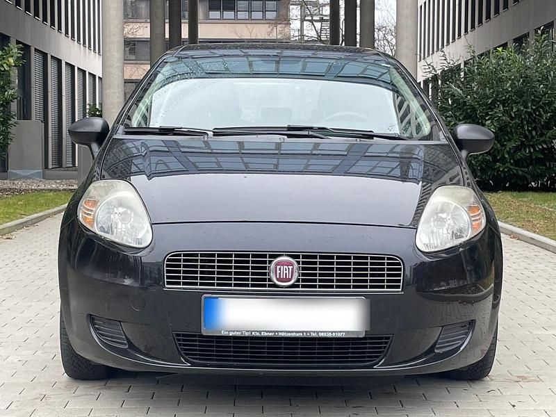 Schwarz Gebraucht 2008 Fiat Grande Punto Kleinwagen | 1.550 € (Guter Preis) - Bild 1/4