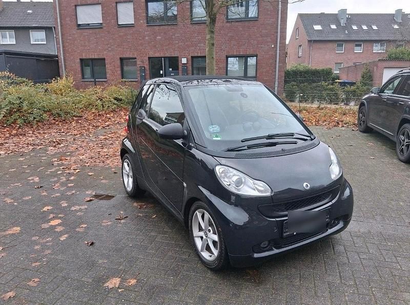 Schwarz Gebraucht 2010 Smart ForTwo Cabrio Cabrio | 5.100 € (Etwas zu teuer) - Bild 1/4