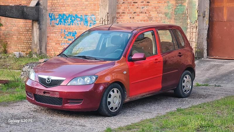 Second-hand Mazda 2 82 CP (60 kW) 2005 Roșu Hatchback