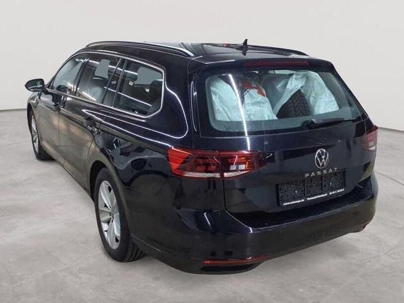 Gebraucht VW Passat Business 200 PS (147 kW) 2021 Deep black perleffekt Kombi