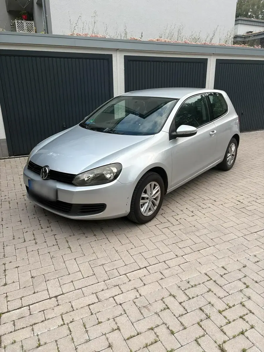 Gebraucht VW Golf VI 80 PS (58 kW) 2009 Silber Kleinwagen