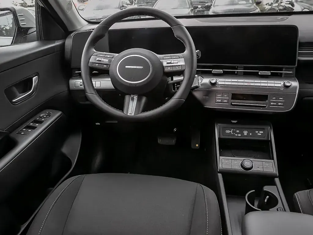 Neu Hyundai Kona Select 129 PS (94 kW) 2026 Grau SUV