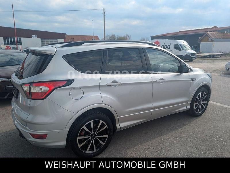 Gebraucht Ford Kuga ST-Line 150 PS (110 kW) 2019 Silber SUV