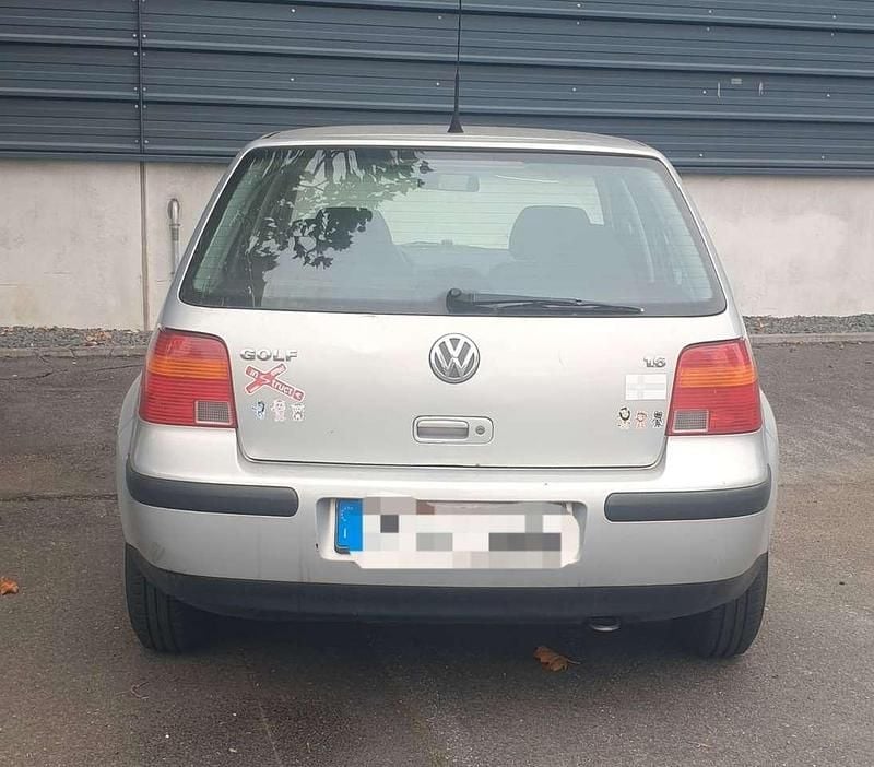 Gebraucht VW Golf IV Comfortline 101 PS (74 kW) 1998 Grau Limousine