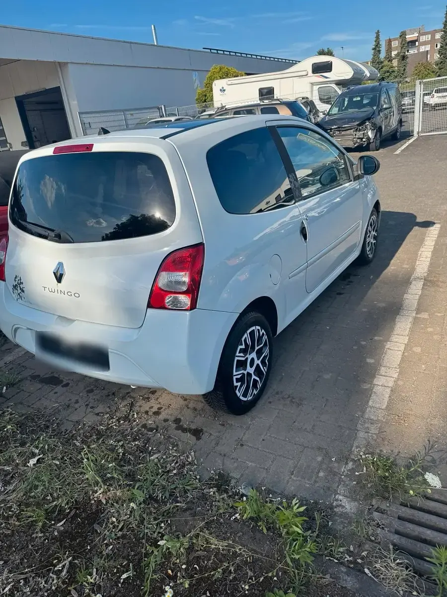 Gebraucht Renault Twingo Night&Day 75 PS (55 kW) 2009 Weiß Kleinwagen