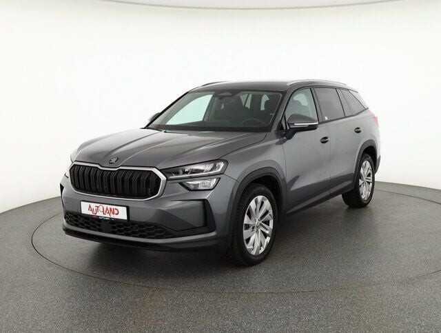 Graphitgraumet. (metallic) Gebraucht 2024 Skoda Kodiaq SUV | 43.890 € (Superpreis) - Bild 1/4