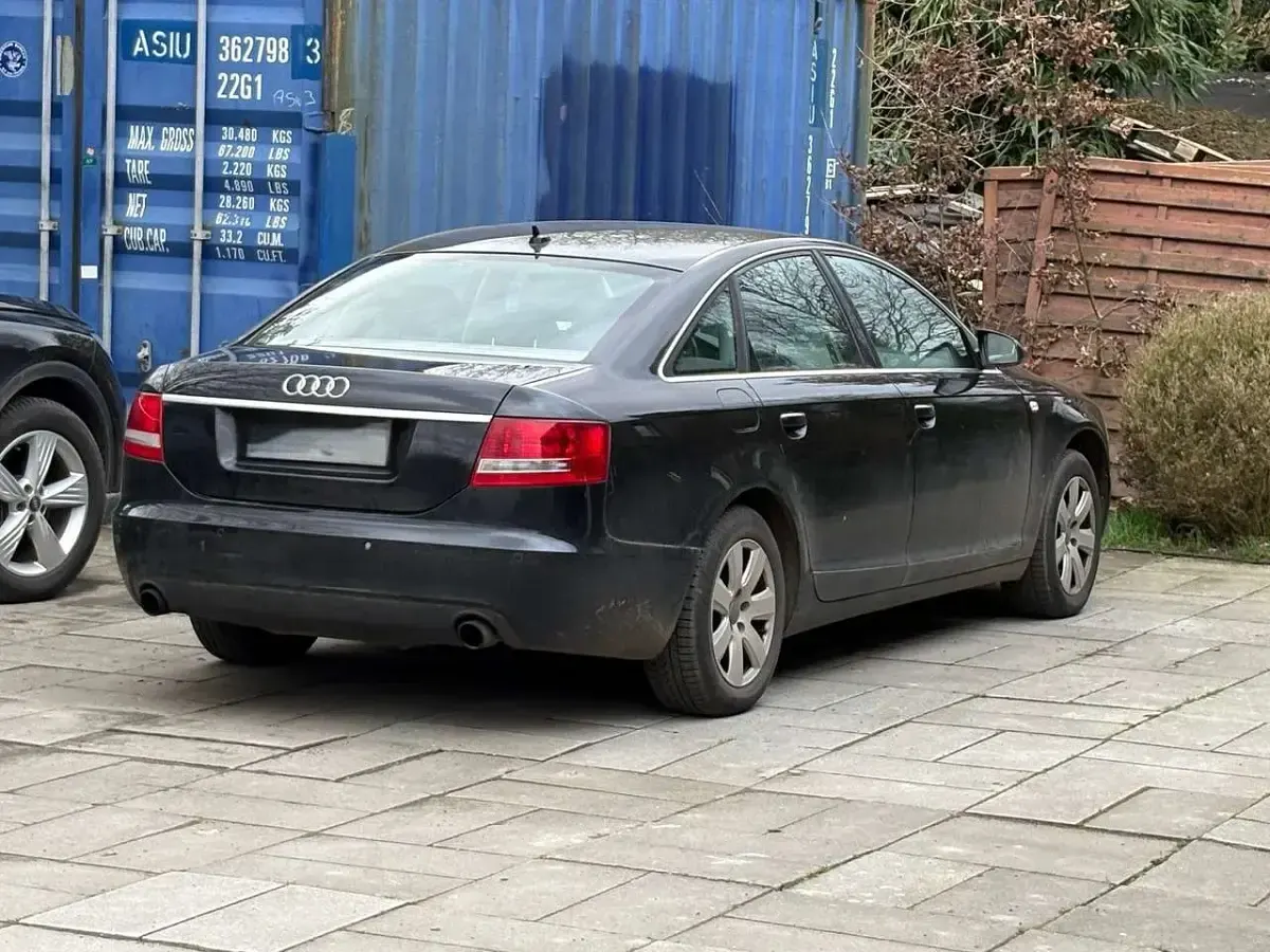 Second-hand Audi A6 125 CP (91 kW) 2006 Negru Berlinǎ