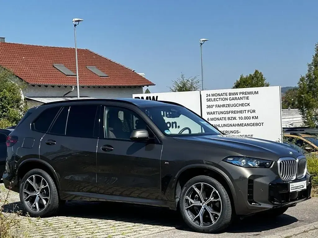 Gebraucht BMW X5 M Sport 286 PS (210 kW) 2025 Grau SUV