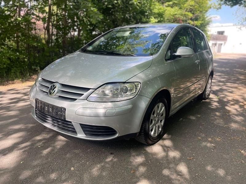 Silber Gebraucht 2006 VW Golf Plus Cross Comfortline Van / Kleinbus | 2.490 € (Superpreis) - Bild 1/4