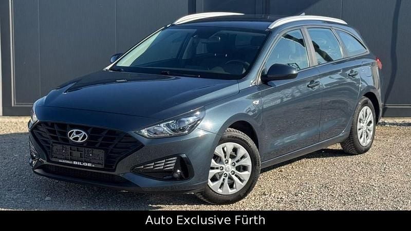 Gebraucht Hyundai i30 Pure 110 PS (80 kW) 2021 Blau Kombi