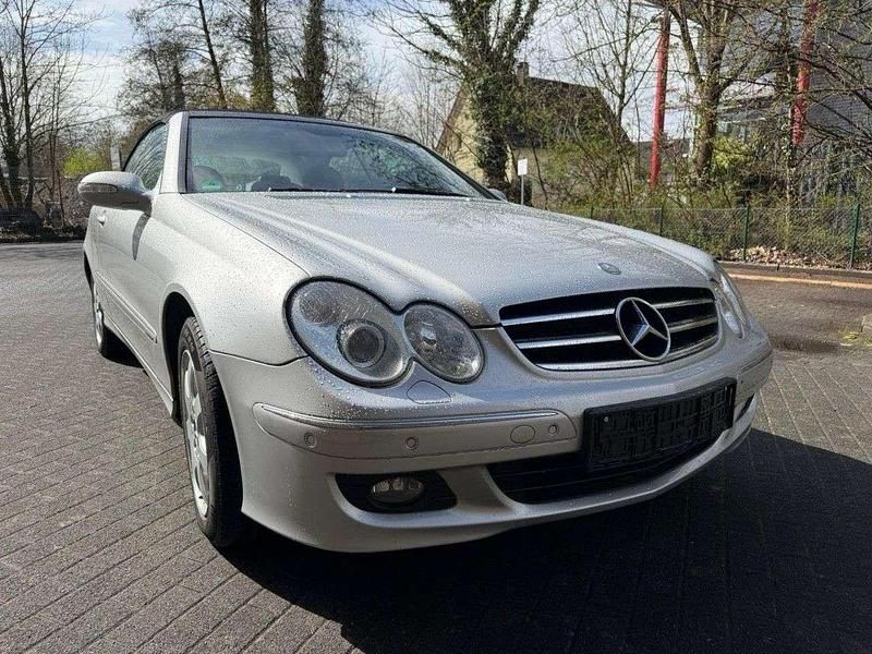 Gebraucht Mercedes CLK240 170 PS (125 kW) 2005 Silber Cabrio