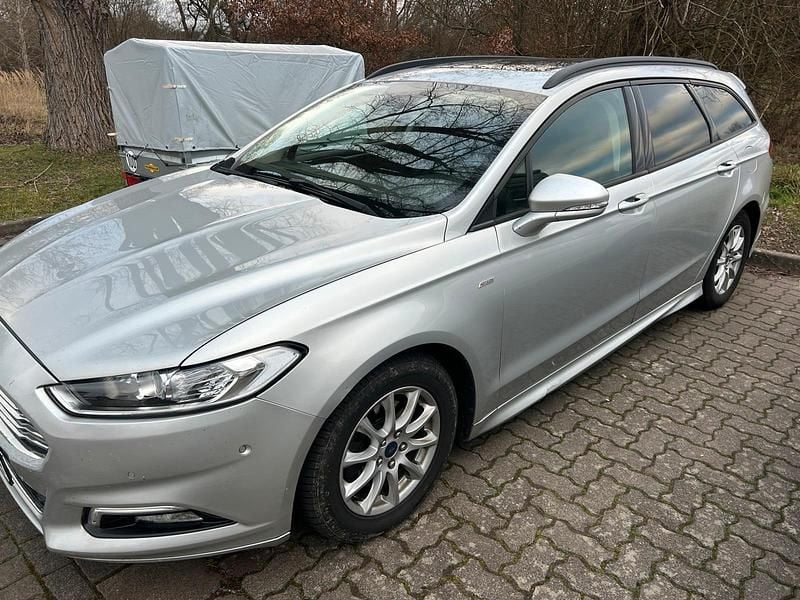 Silber Gebraucht 2017 Ford Mondeo Kombi | 8.200 € (Guter Preis) - Bild 1/4