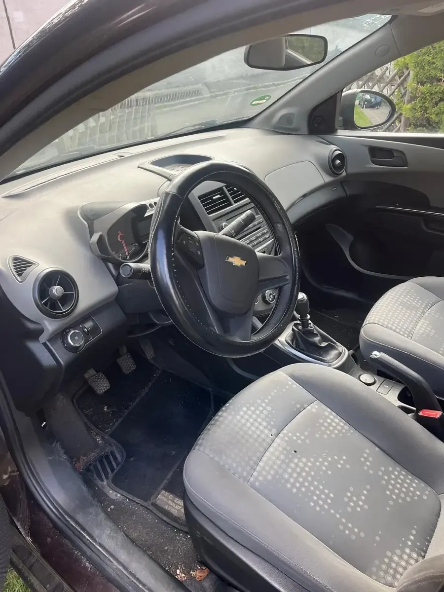Gebraucht Chevrolet Aveo 101 PS (74 kW) 2013 Braun Limousine