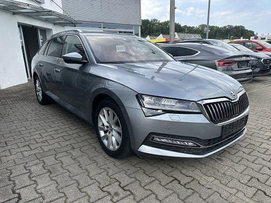 Gebraucht Skoda Superb Style 150 PS (110 kW) 2019 Business grau Kombi