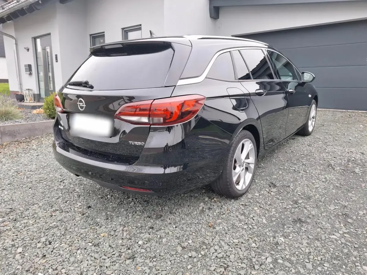 Gebraucht Opel Astra 150 PS (110 kW) 2019 Schwarz Kombi