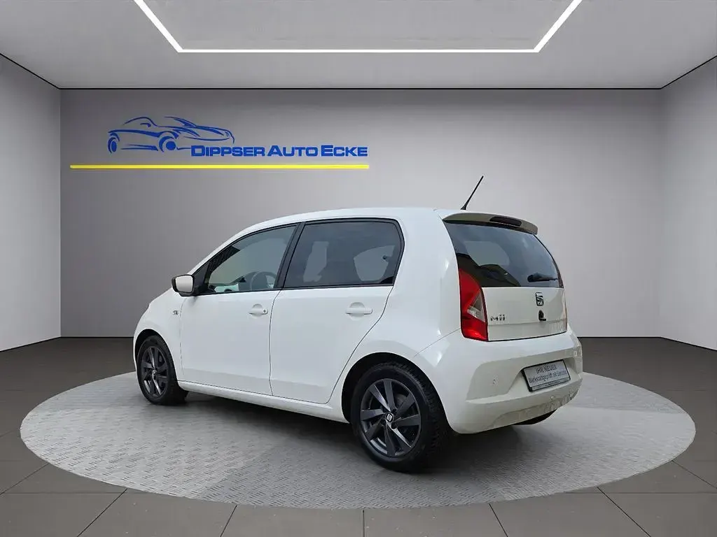 Gebraucht Seat Mii Chic 60 PS (44 kW) 2019 Weiß Kleinwagen