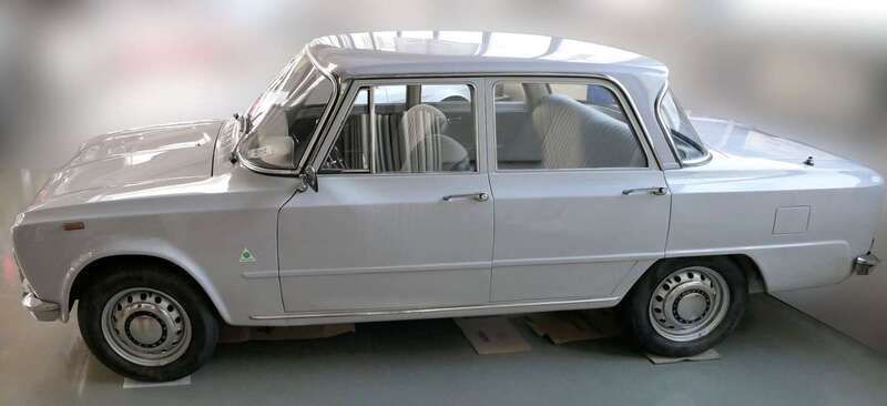 Silber Gebraucht 1971 Alfa Romeo Giulia Coupé | 20.500 € - Bild 1/4