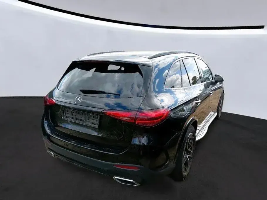 Gebraucht Mercedes GLC300 AMG 292 PS (214 kW) 2023 Schwarz SUV