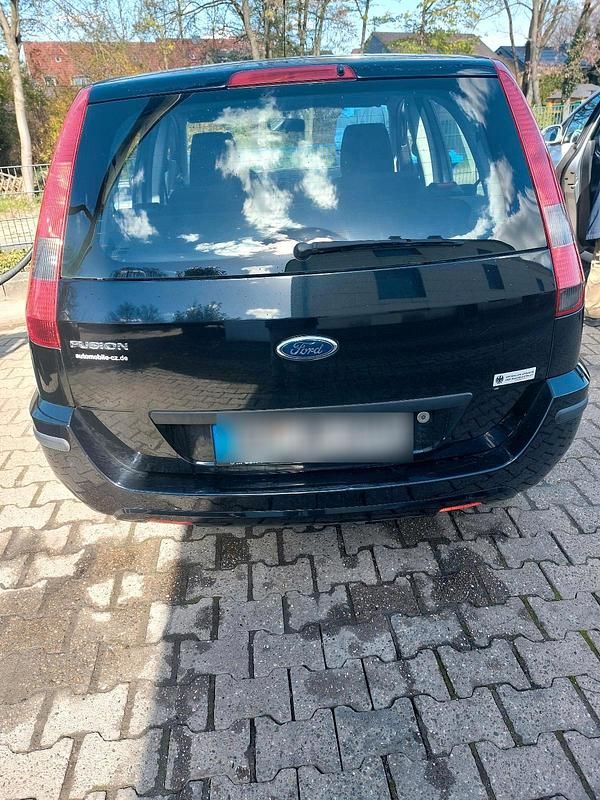 Gebraucht Ford Fusion 80 PS (58 kW) 2005 Schwarz Kleinwagen