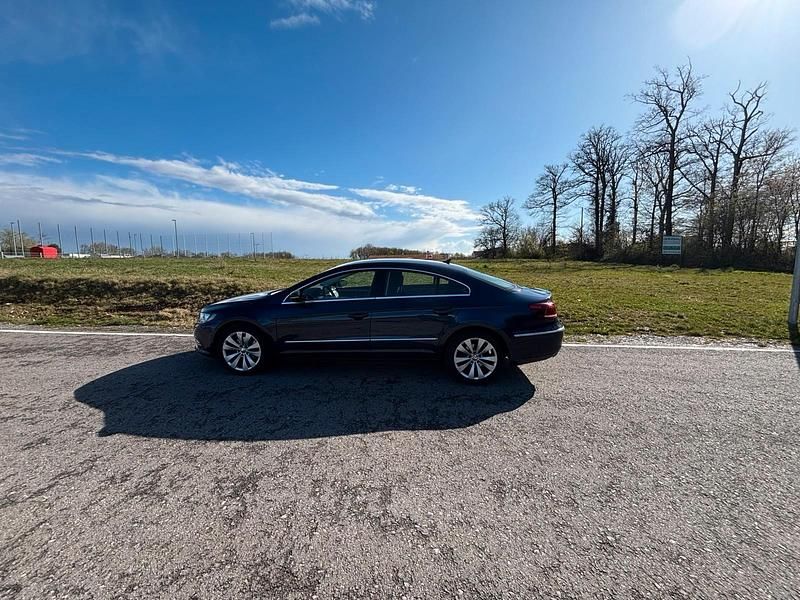 Gebraucht VW Passat 211 PS (155 kW) 2012 Blau Limousine