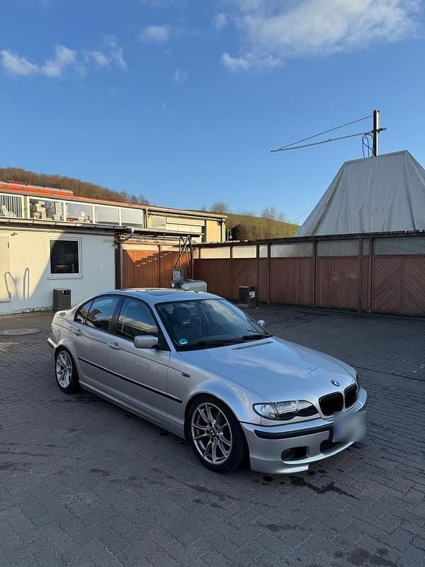 Gebraucht BMW 316 116 PS (85 kW) 2004 Grau Limousine