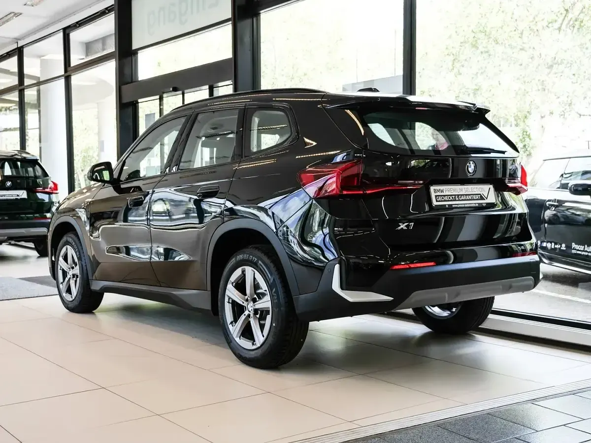 Gebraucht BMW X1 Shadowline 150 PS (110 kW) 2025 Schwarz SUV