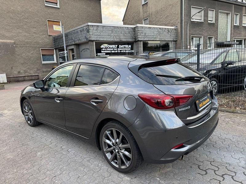 Gebraucht Mazda 3 120 PS (88 kW) 2018 Grau Limousine