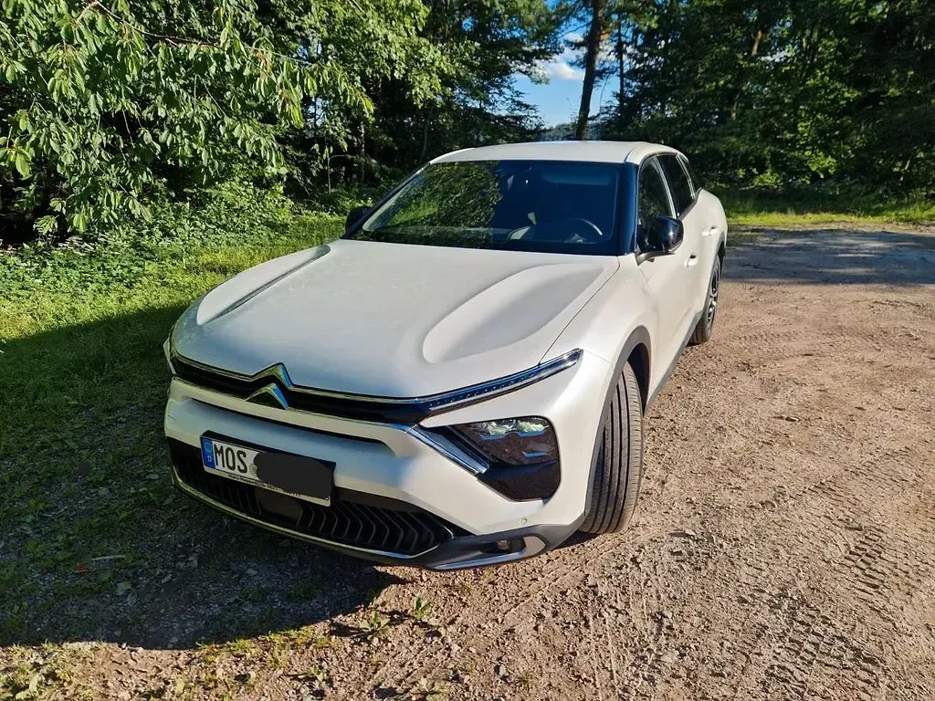 Gebraucht Citroën C5 X PureTech 131 PS (96 kW) 2024 Weiß Kombi