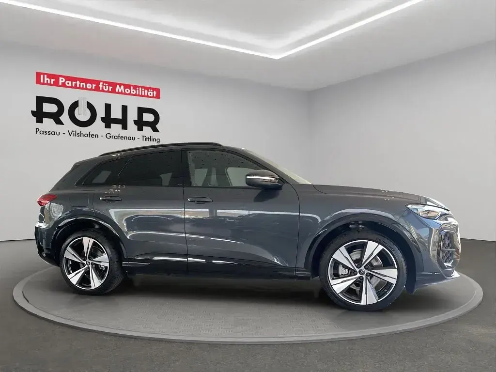Gebraucht Audi Q5 Edition .1 204 PS (150 kW) 2025 Tamboragrau metallic SUV