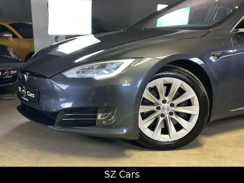 Usata Tesla Model S 386 kW (525 CV) 2017 Bianco Utilitaria