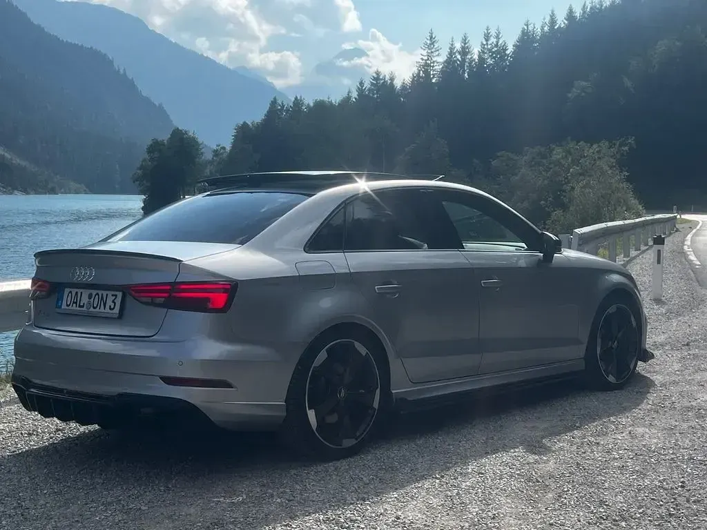Gebraucht Audi RS3 Sport 400 PS (294 kW) 2021 Silber Limousine