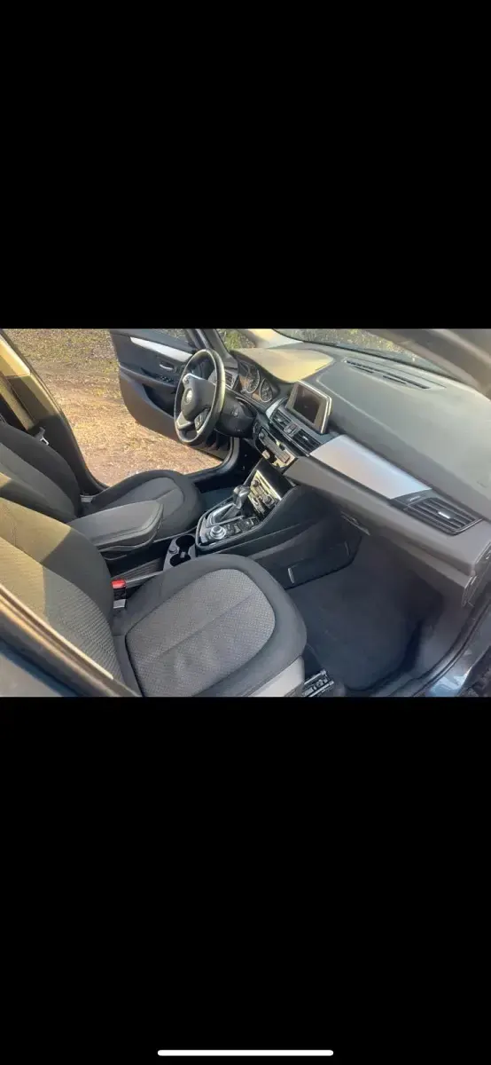 Gebraucht BMW 218 Active Tourer 150 PS (110 kW) 2015 Grau Van / Kleinbus
