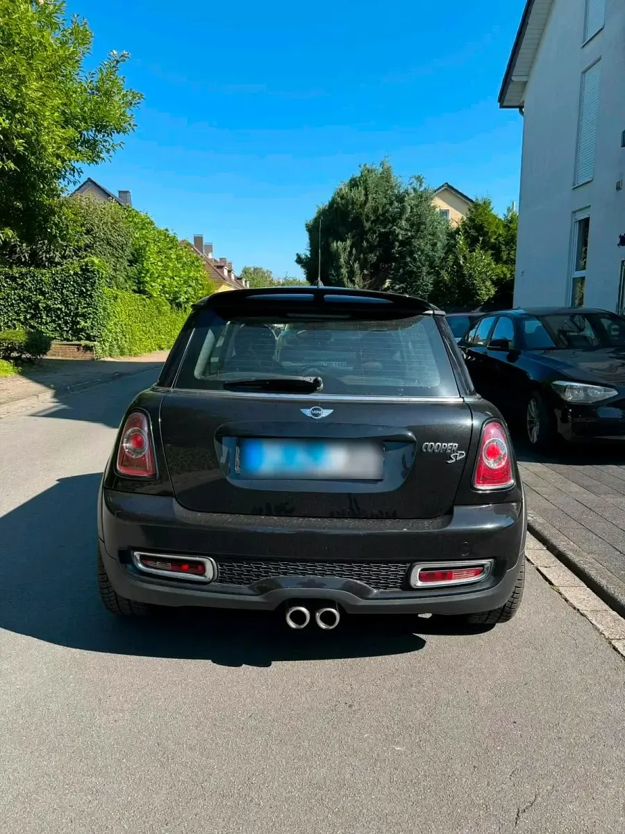 Gebraucht Mini Cooper SD 143 PS (105 kW) 2011 Schwarz Kleinwagen