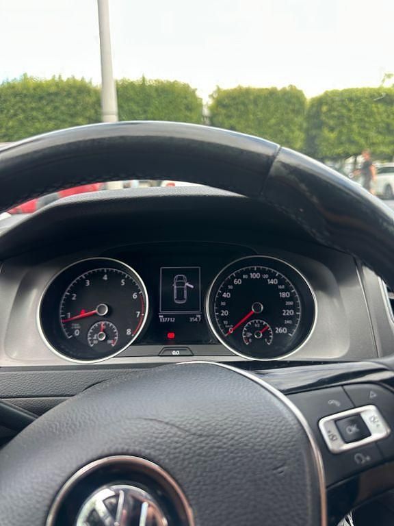 Weiß Gebraucht 2015 VW Golf VII Edition Limousine | 8.300 € (Superpreis) - Bild 1/4