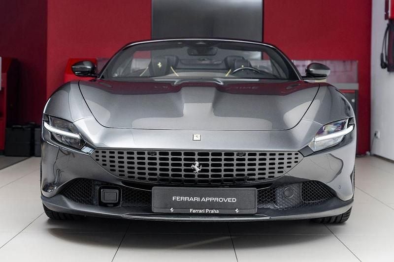 Second-hand Ferrari Roma 620 CP (456 kW) 2024 Gri Cabrio