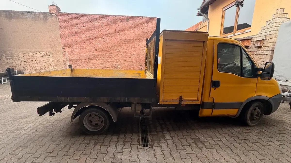 Gebraucht Iveco 35.12 116 PS (85 kW) 2007 Gelb Van