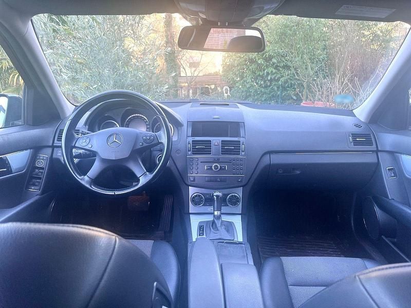 Gebraucht Mercedes C220 Avantgarde 170 PS (125 kW) 2011 Schwarz Kombi