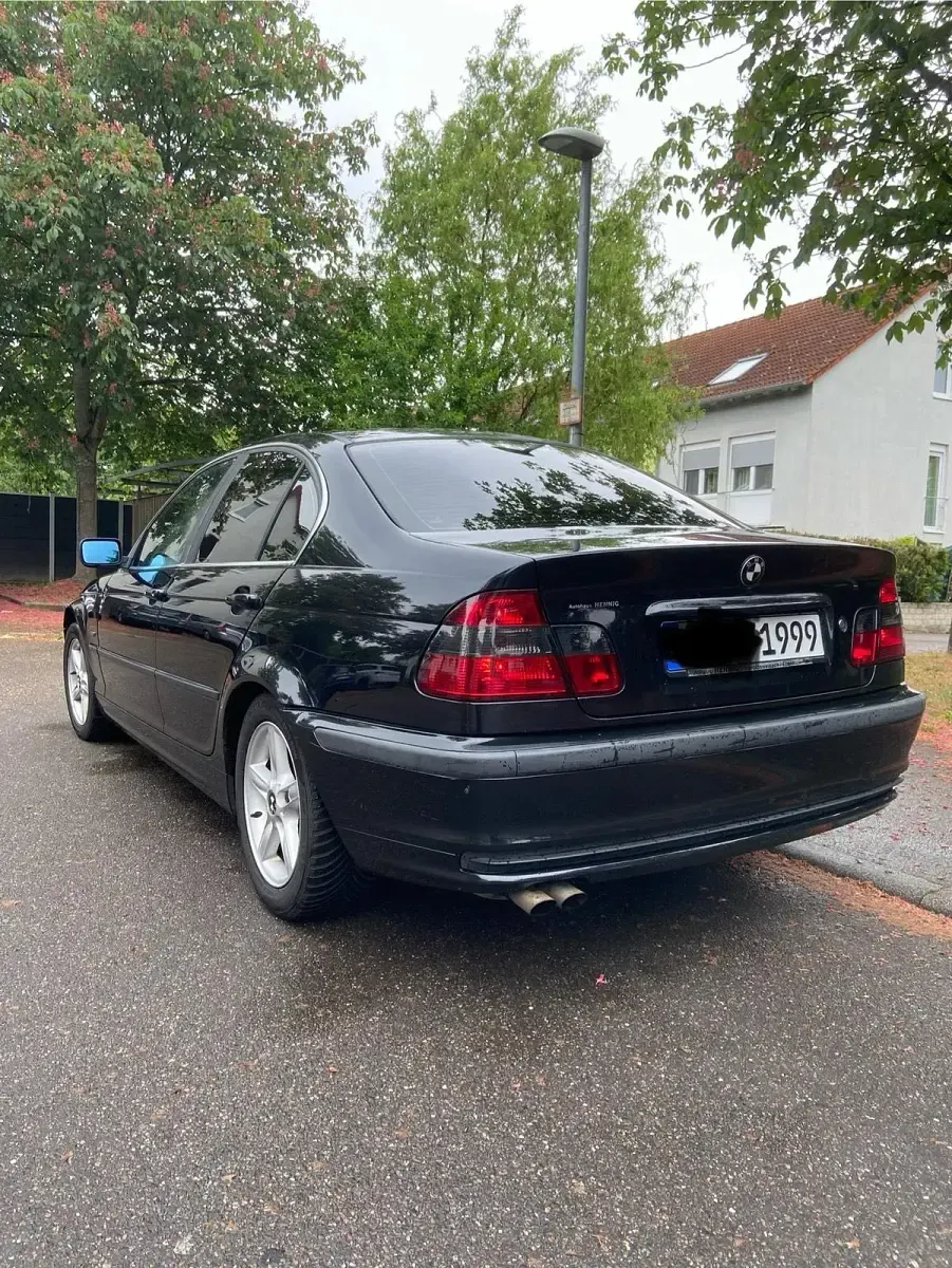 Używany BMW 320 150 KM (110 kW) 1999 Czarny Sedan/Limuzyna