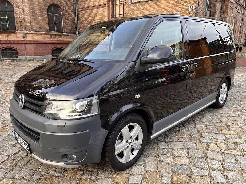 Second-hand VW T5 179 CP (131 kW) 2012 Negru Van
