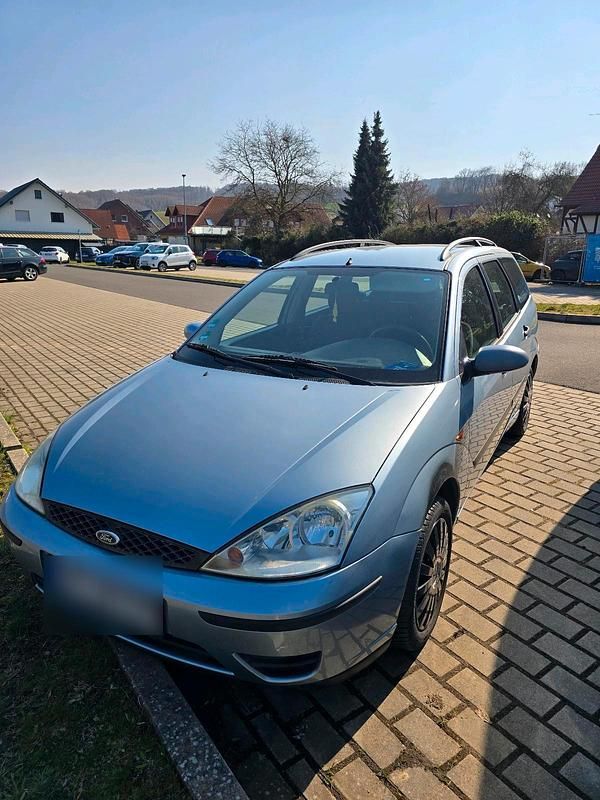 Second-hand Ford Focus 105 CP (77 kW) 2004 Albastru Break