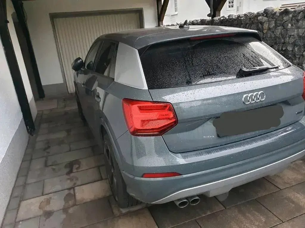 Gebraucht Audi Q2 S-Line 190 PS (139 kW) 2017 Grau SUV