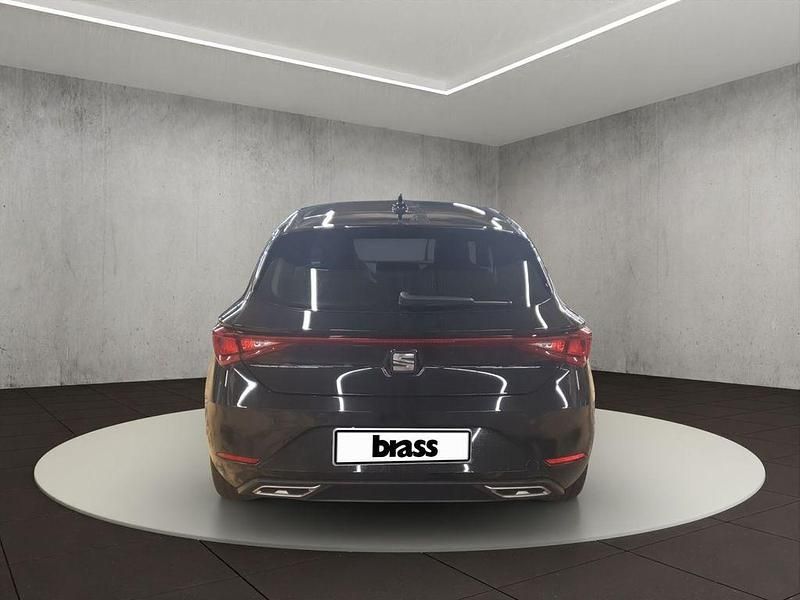 Neu Seat Leon FR 150 PS (110 kW) 2025 Mitternachtsschwarz Limousine